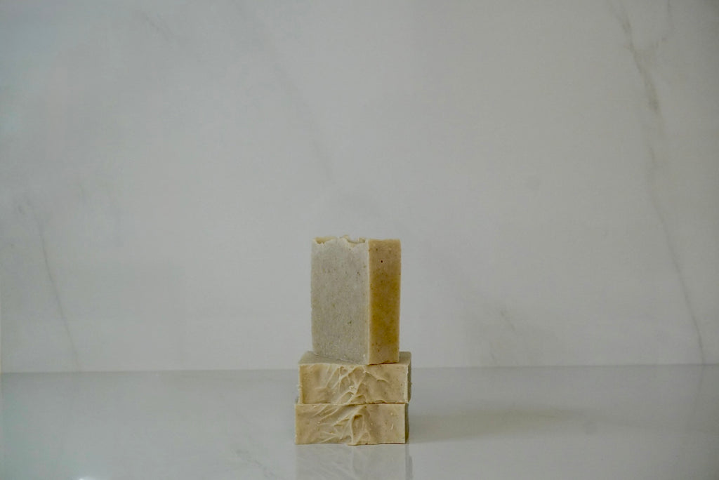 THE CALMING- OAT CHAMOMILE AND CLAY CLEANSING BAR